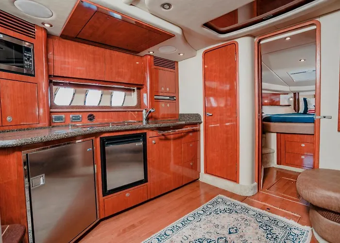 Bateau-hôtel All-included Private Charter Puerto Aventuras